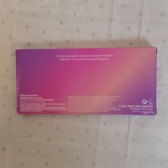 VIOLET VOSS  Violet Sunset Eyeshadow and Pressed Pigment Palette - Picture 4 of 6